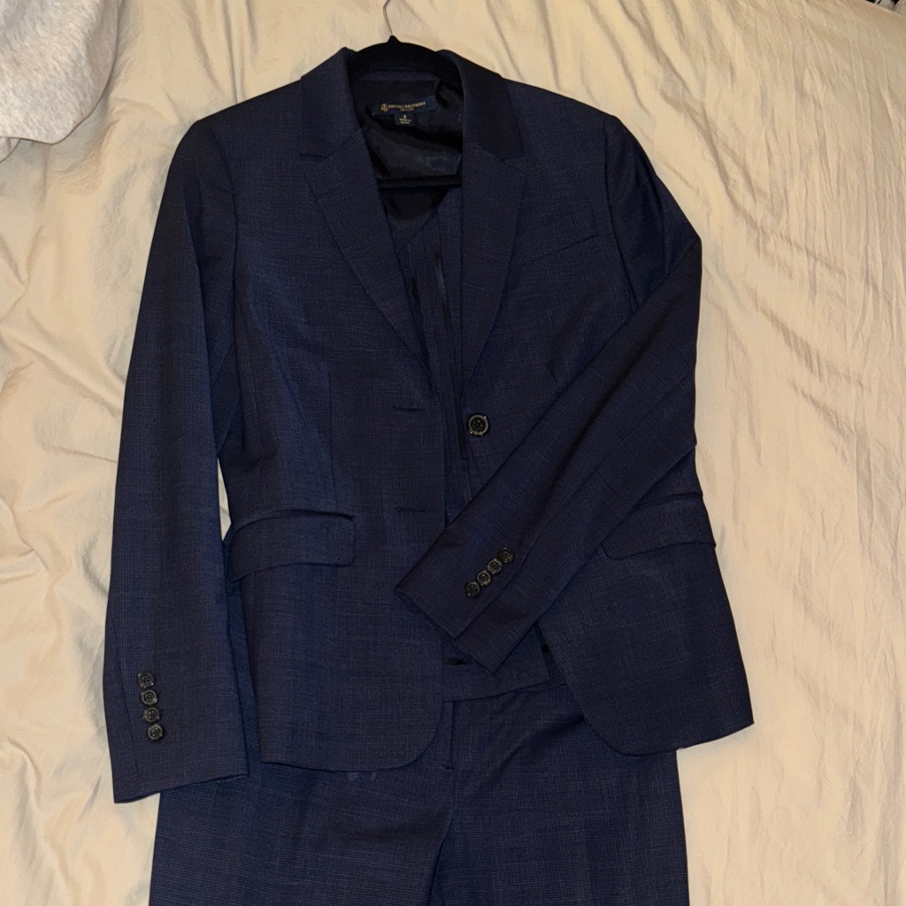 Women’s Brooks Brothers Navy Blazer And Suit Set Top 6 Bottom 4